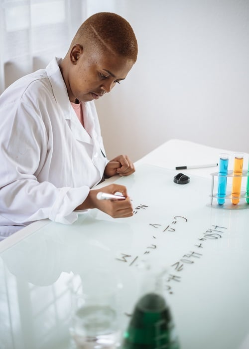 pexels-rfstudio-3825469