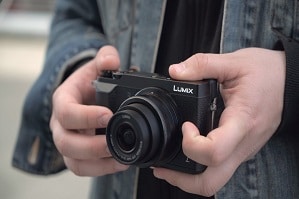 Panasonic Lumix DMC-GX85 impresses with image quality, versatility